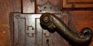 JESUS IS THE DOOR Prayer to Jesus Christ the Good Shepherd Jesus is the door